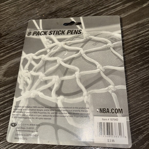 NBA Los Angeles Lakers Lot of 8 Pack Inch Pens NIB - Picture 3 of 5